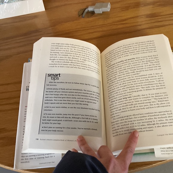 “Runners world complete book of women’s running” - Picture 11 of 16